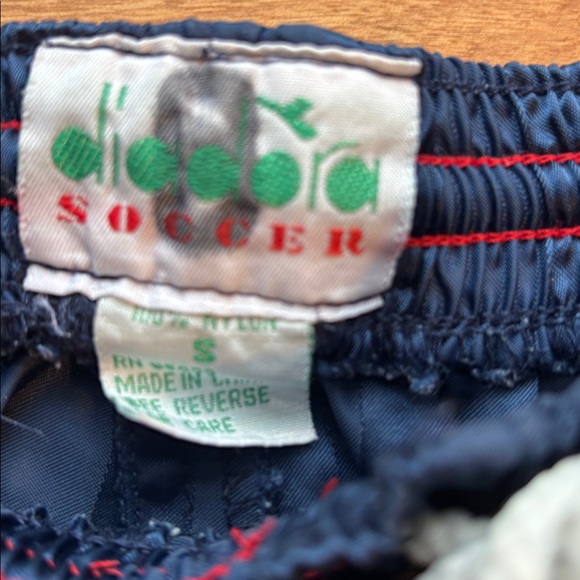Retro diadora soccer shorts - Picture 3 of 4